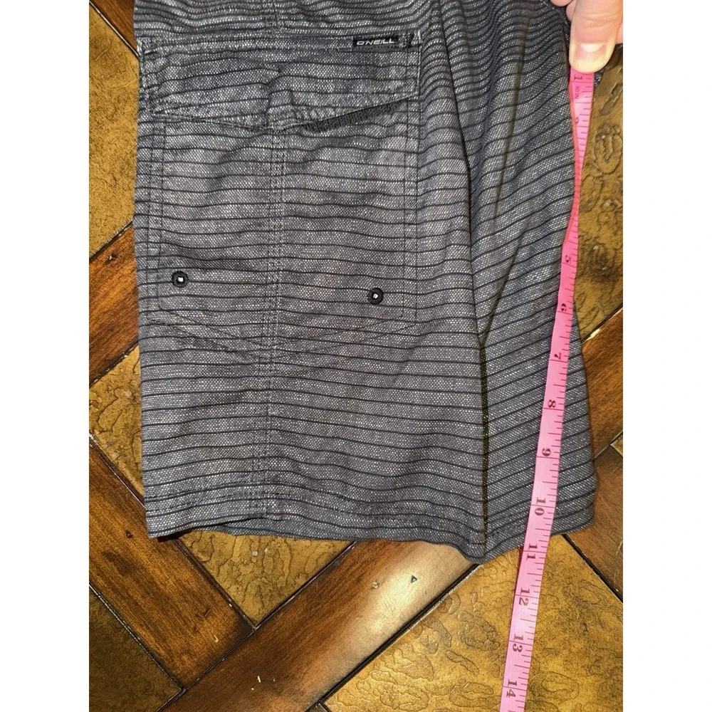 O'neill Board Shorts Mens 31x11 Multicolor Striped Quick Dry Drawstring Tie Surf